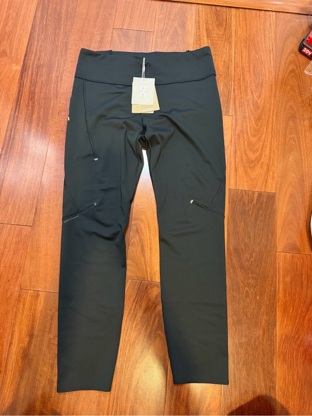 On Cloud On Running Black Athletic Leggings